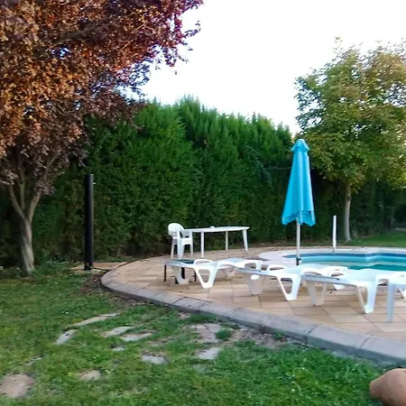 5 Bedrooms Chalet With Shared Pool Jacuzzi And Terrace At *
