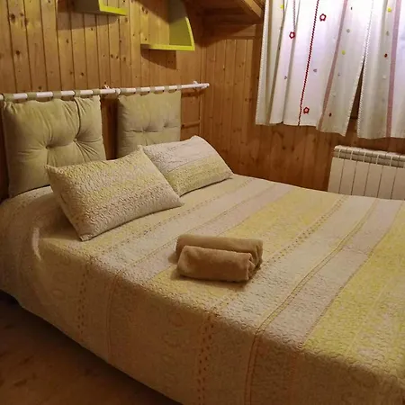 シャレー 5 Bedrooms Chalet With Shared Pool Jacuzzi And Terrace At *