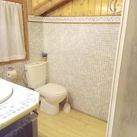 5 Bedrooms Chalet With Shared Pool Jacuzzi And Terrace At *